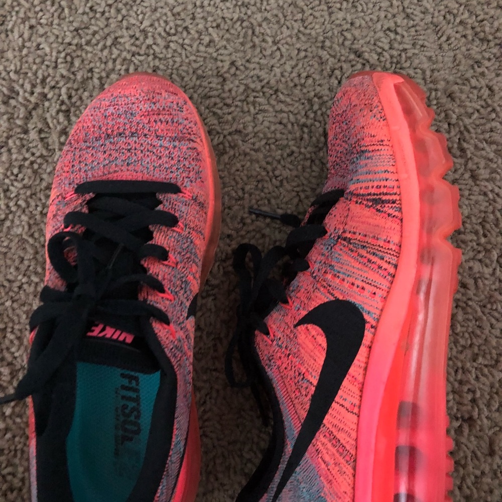 NIKE flynit max - Picture 5 of 7